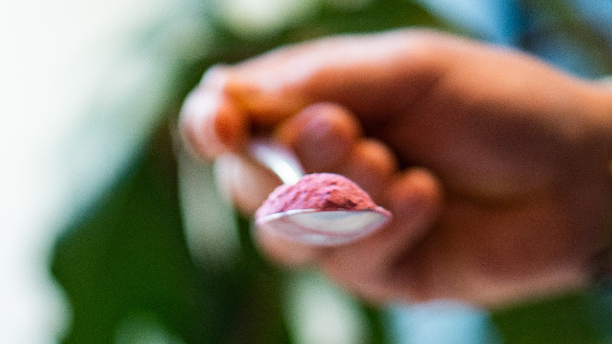 The Science Behind Combining Caffeine with Theanine