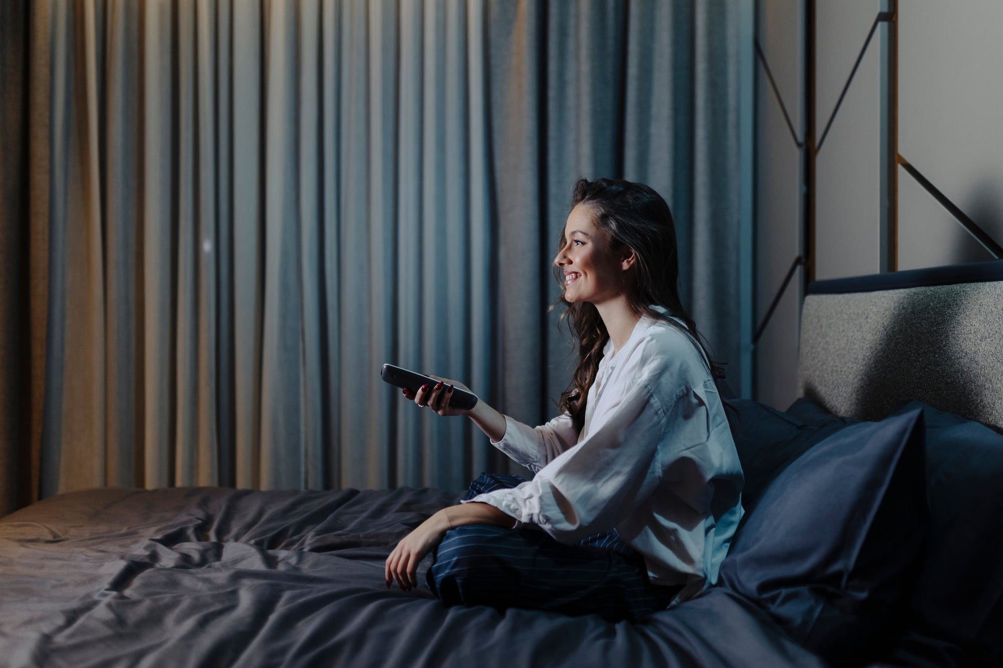 Television, Sleep, and Human Performance: What the Science Really Tells Us